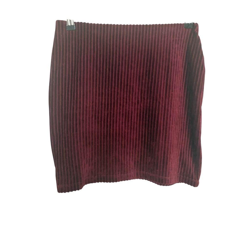 Urban Outfitters Burgundy Ribbed Velvet Mini Skirt Maroon Corduroy Look Medium